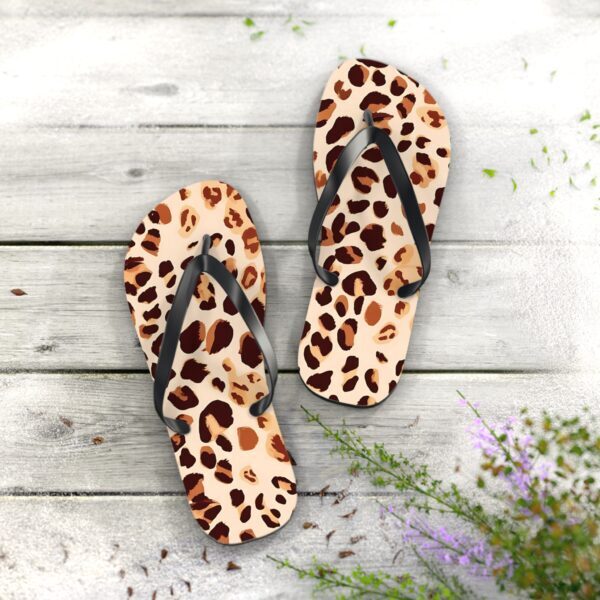 Leopard Print Flip Flops - Stylish Summer Sandals for Beach & Pool Days - Image 7